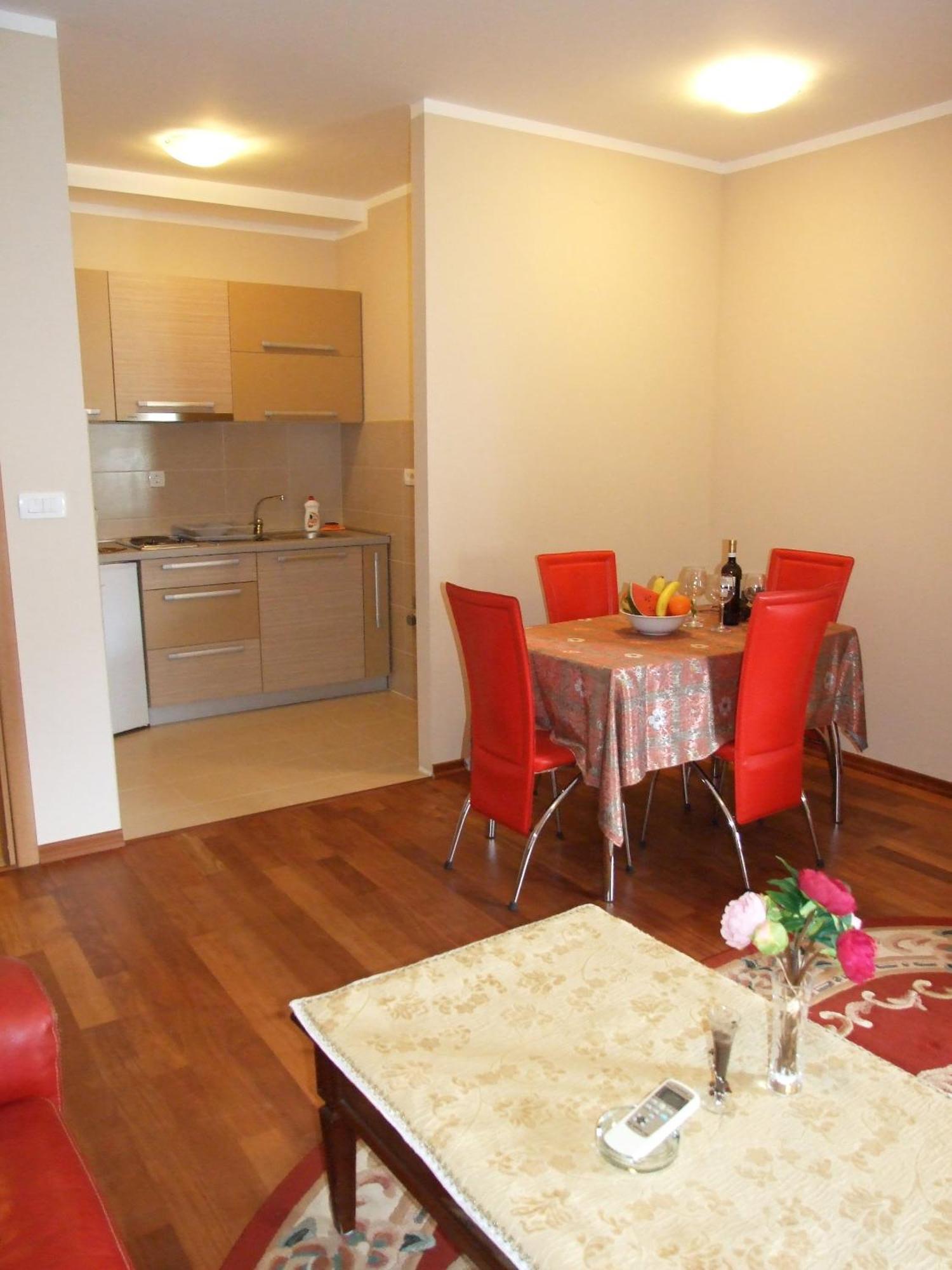 Apartments Oaza 2 Petrovac Pokoj fotografie