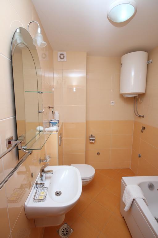 Apartments Oaza 2 Petrovac Pokoj fotografie