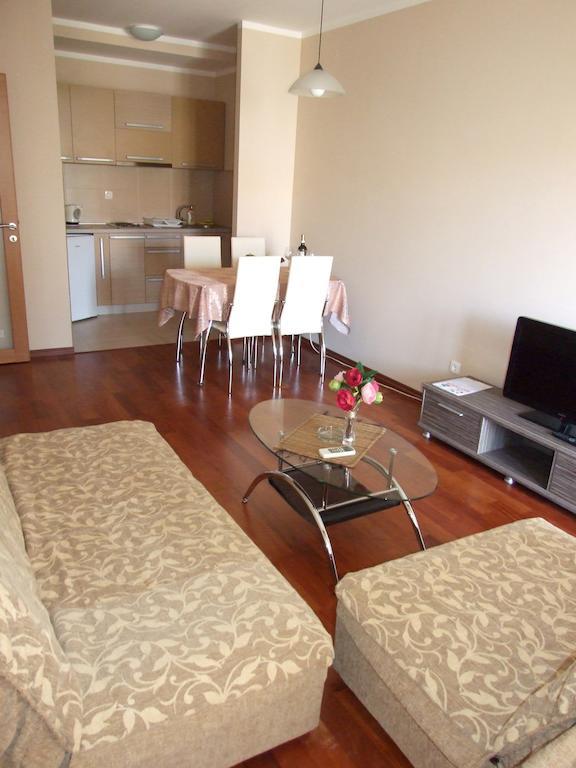 Apartments Oaza 2 Petrovac Pokoj fotografie