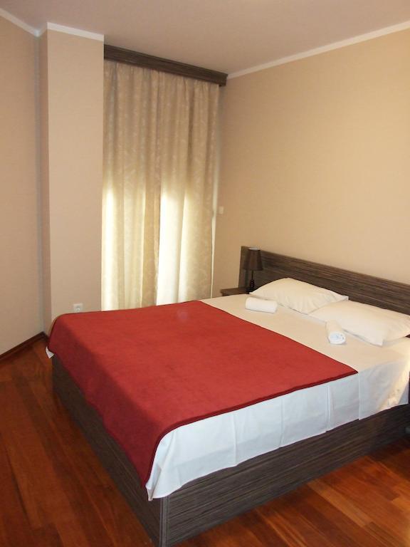 Apartments Oaza 2 Petrovac Pokoj fotografie